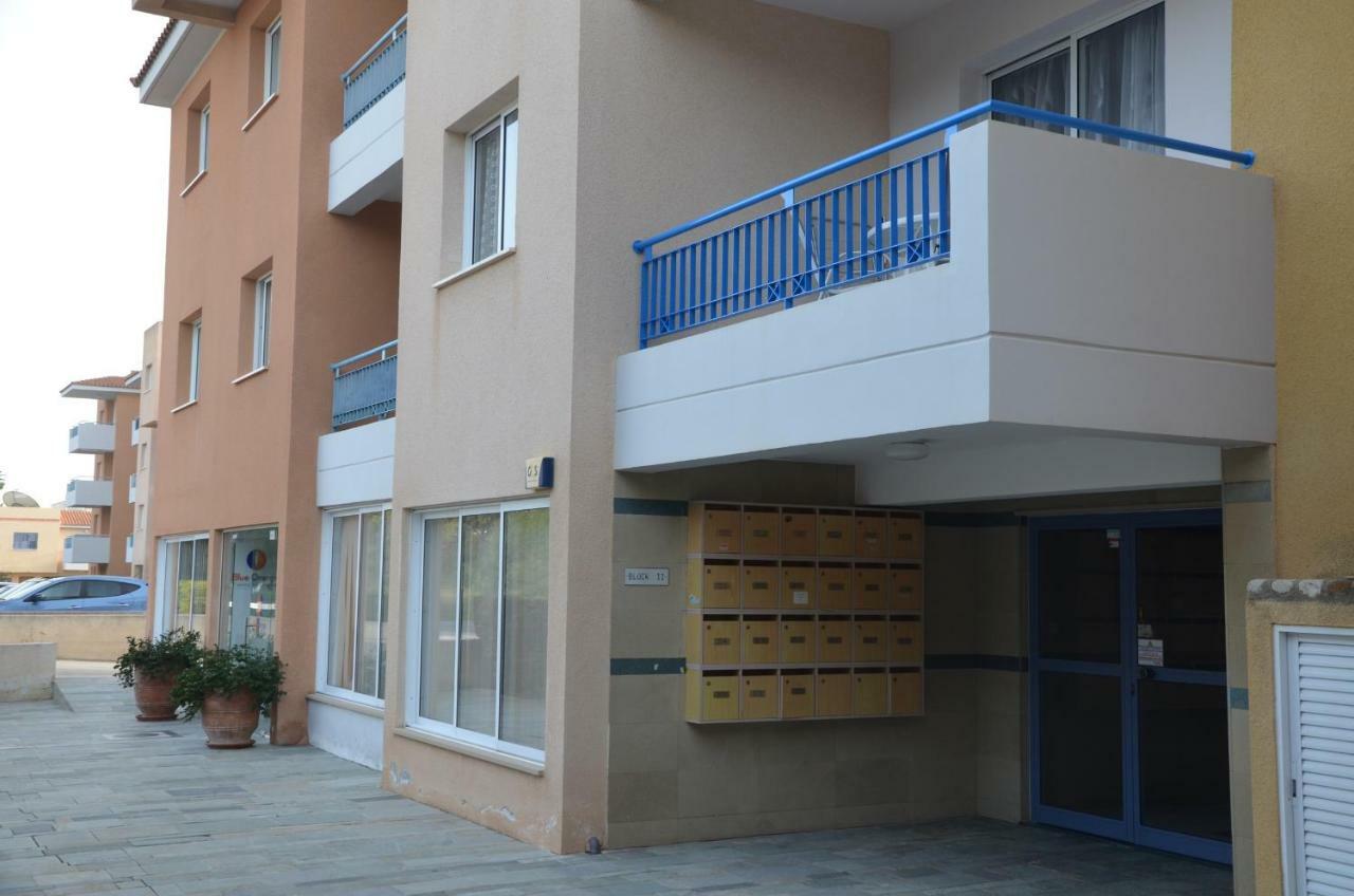 Iris Village Paphos Eksteriør billede